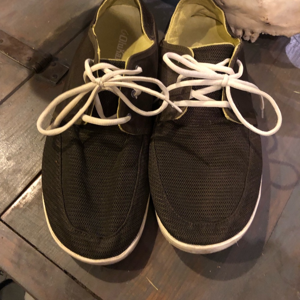 Olukai sz 13 brown boat shoes excellent condition
